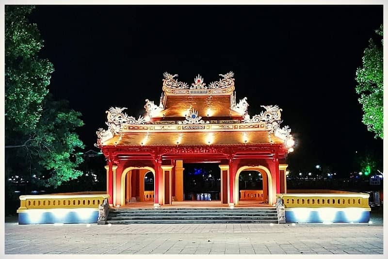 Phu Van Lau - Image 3