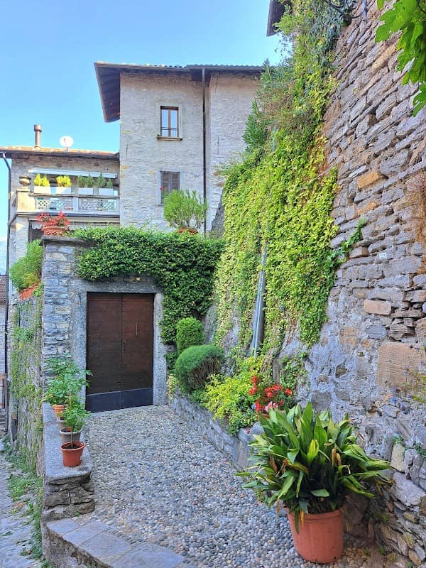 Vecchio Borgo di Nesso - Image 1