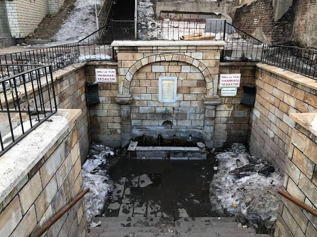Yazicioglu Fountain - Image 1