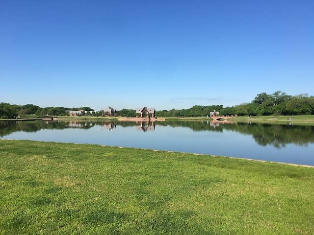 Moore Road Park - Image 1