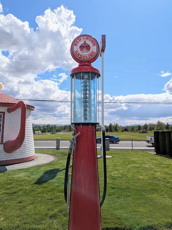 Teapot Dome Historical Site - Image 1