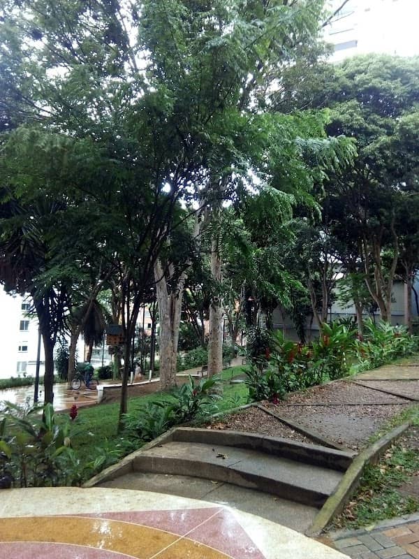 Los Sarrapios Park - Image 1
