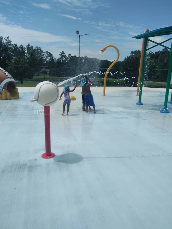 Splash N Sports - Image 1