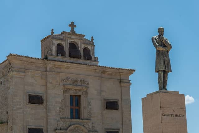 Statua di Giuseppe Mazzini - Image 1