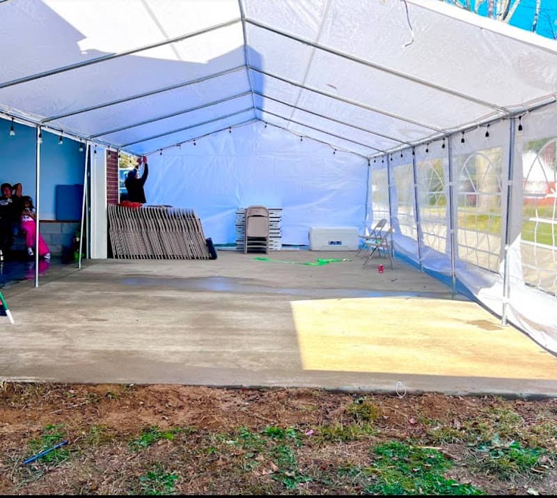 El Pulgarcito party rentals - Image 2