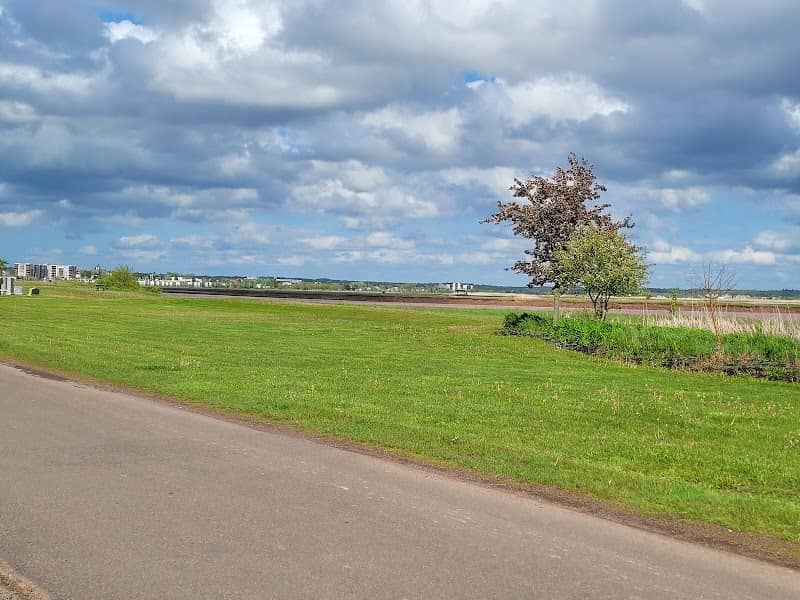 Riverfront Park - Image 1