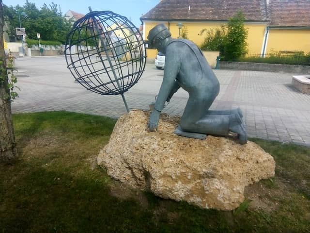 Weltachsen-Schmiermaxe - Image 1