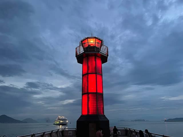 Takamatsu Harbor Tamamo Pier Lighthouse (Seto Shirube) - Image 1