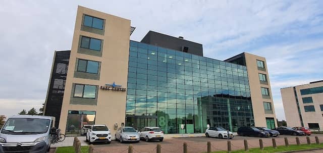 Parc Centre - Image 1
