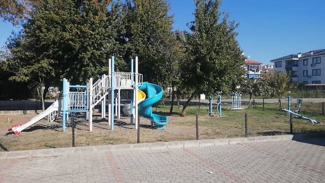 Park - Image 2