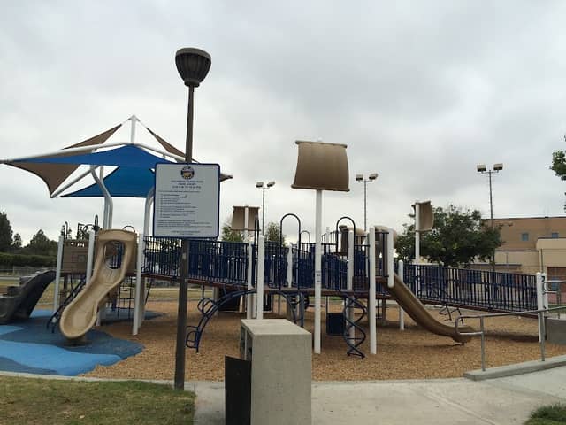 Columbus Tustin Park - Image 1