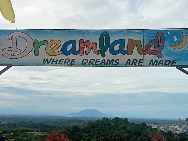 DREAMLAND - Image 1