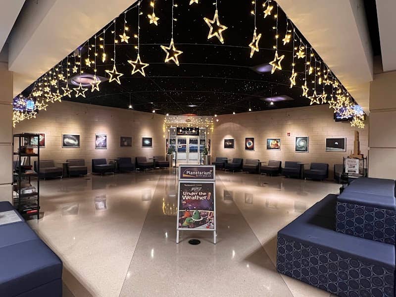 Planetarium - Image 1