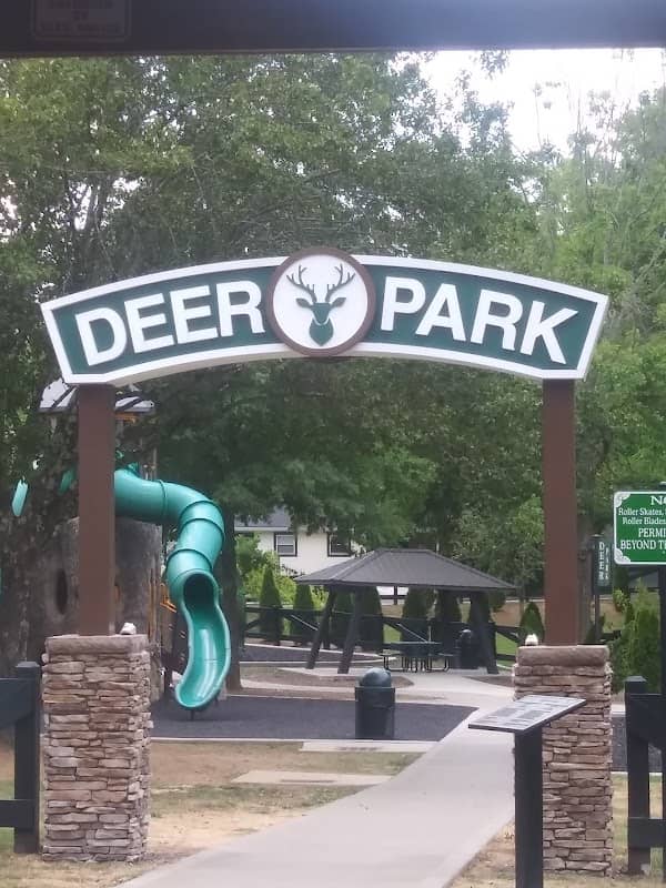 Deer Park - Image 2
