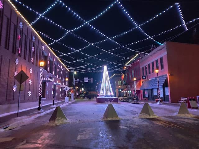 Wintertime in Stillwater Lights - Image 3