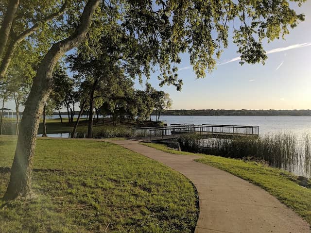 Lakeside Park South - Image 2