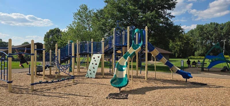 Veterans Park - Image 2