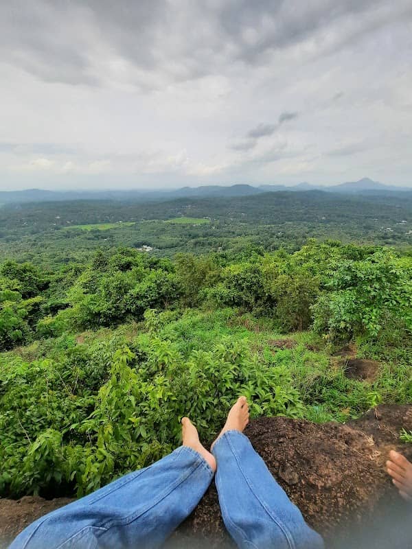 Ponmukham Hilltop - Image 1