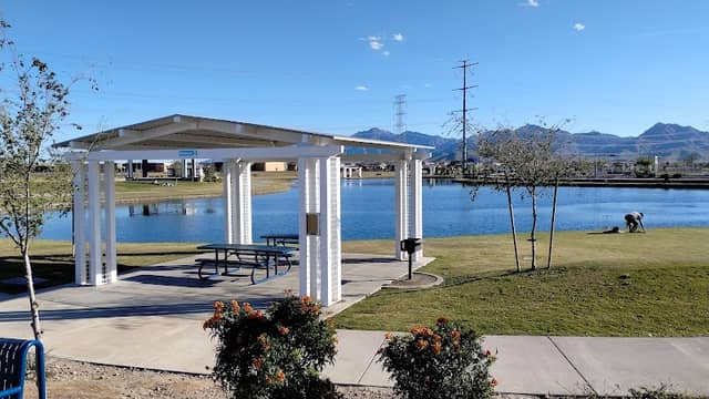 Alamar Park - Image 2