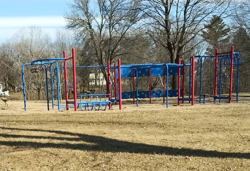 Glenview Park - Image 2