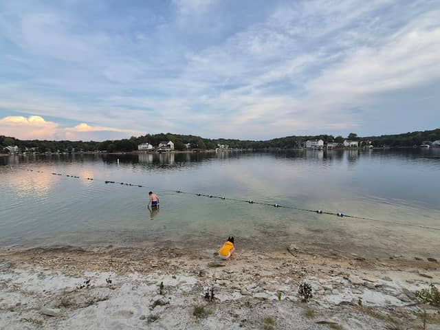Autumn Lake Beach Park - Image 2