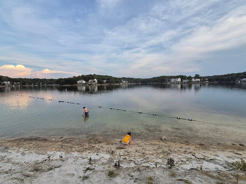 Autumn Lake Beach Park - Image 2