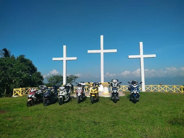 Three Crosses of Paete - Image 2