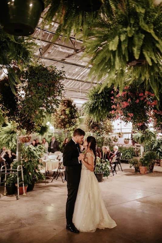 Mohican Gardens & Conservatory - Image 2