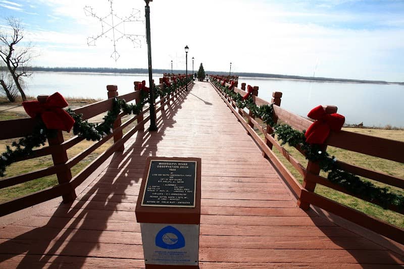 Mississippi River Observation Deck - Image 1