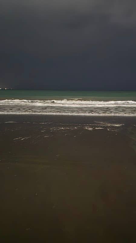 Fujairah Sea View Resting Point - Image 2