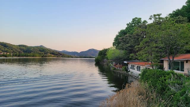 Sinjeong Lake Park - Image 1
