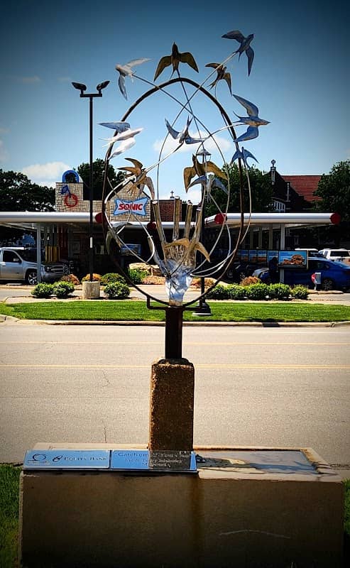 "Catch'em If You Can" Sculpture - Image 2