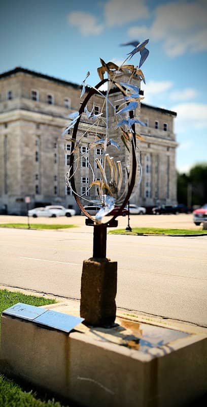 "Catch'em If You Can" Sculpture - Image 1