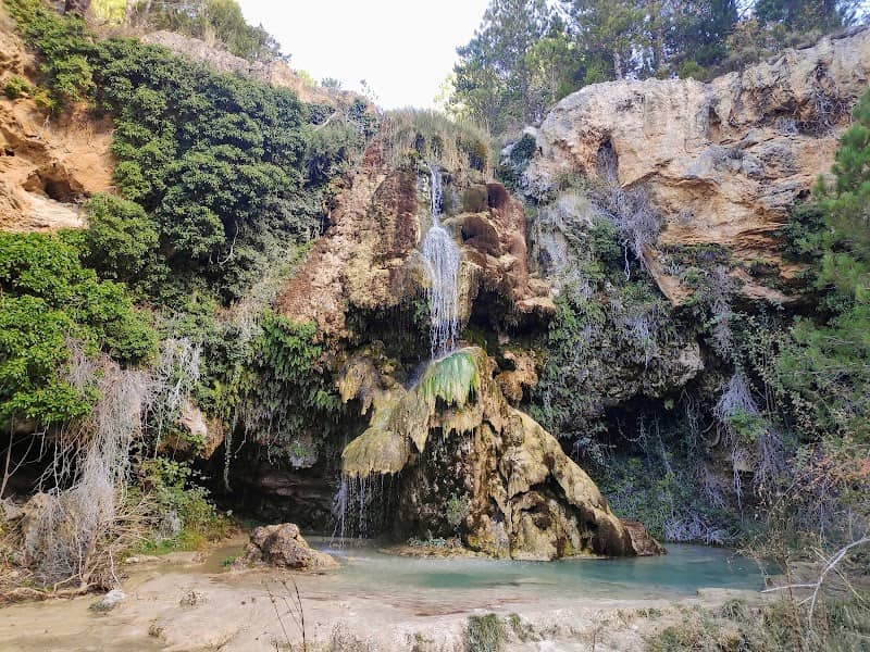Fuente Fuen Narices. Cascada de la Hiedra - Image 1