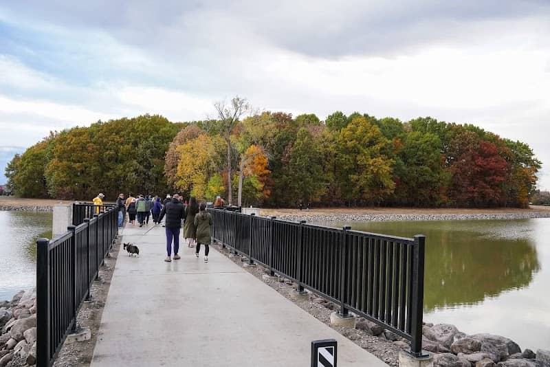 Lakeside Island Park - Image 2