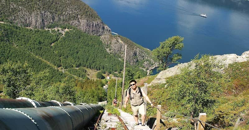 Flørlitrappene - Image 1