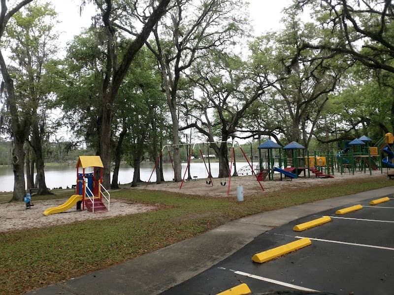 Lake Alice Park-no dogs allowed - Image 1