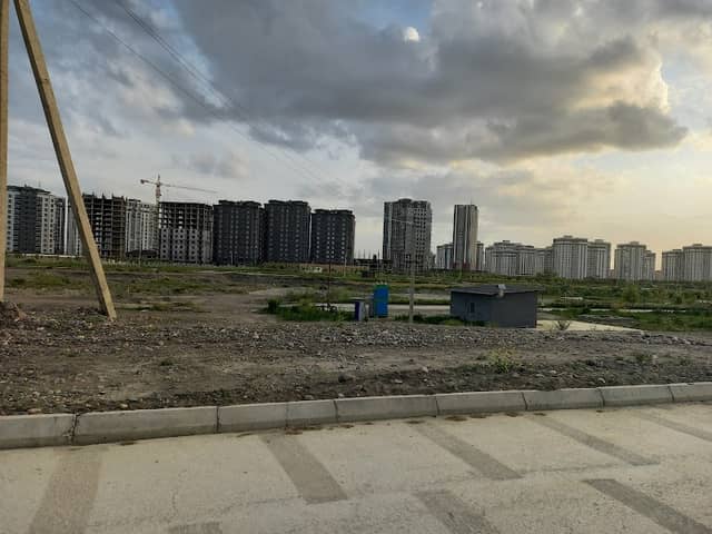 Naberezhnaya Reki Zarafshan - Image 1