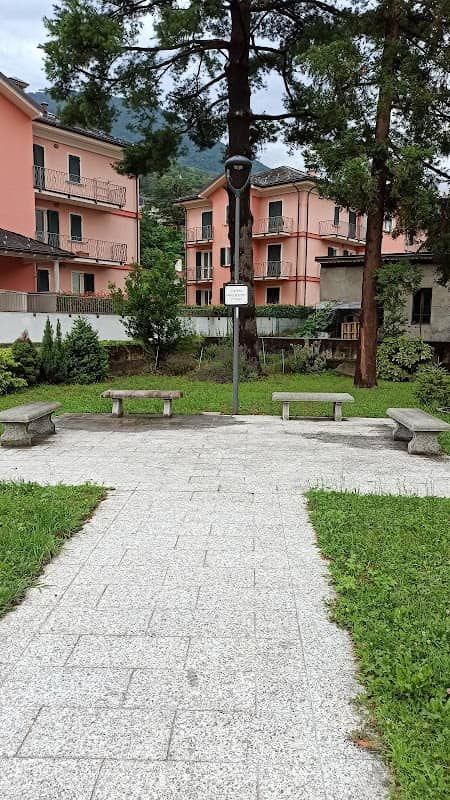 Giardino paracadutisti Italiani - Image 1