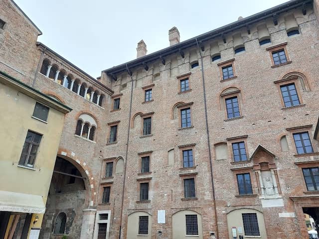 Podestà Palace - Image 2