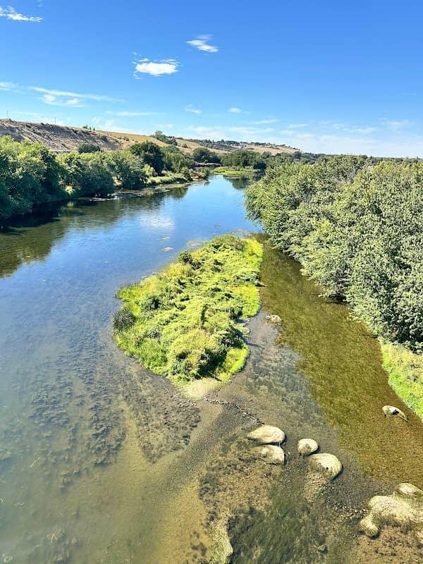 Public Fishing access and parking - Image 2