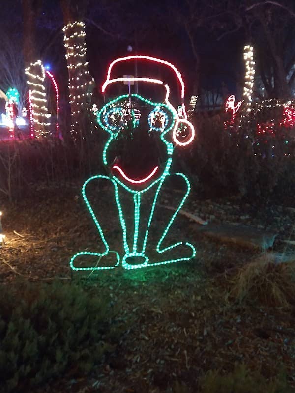 Houston Street Park - Image 2