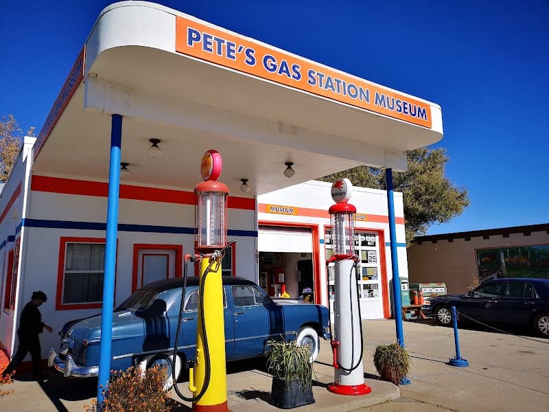 Pete's Route 66 Gas Station Museum - Image 1