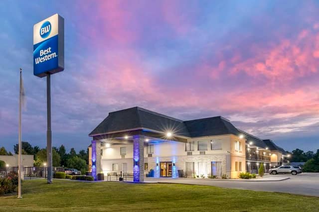 Best Western Dickson - Image 1