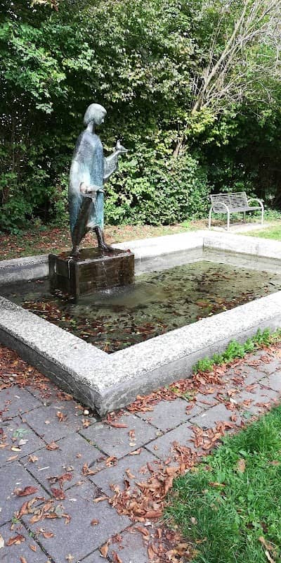 Springbrunnen Taubenmarie - Image 1