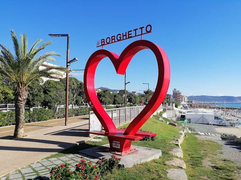 Panchina dell'Amore #BORGHETTO - Image 2