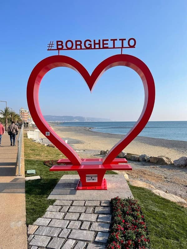 Panchina dell'Amore #BORGHETTO - Image 1