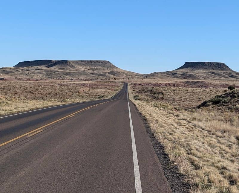 Painted Desert Rim Trail - Image 2