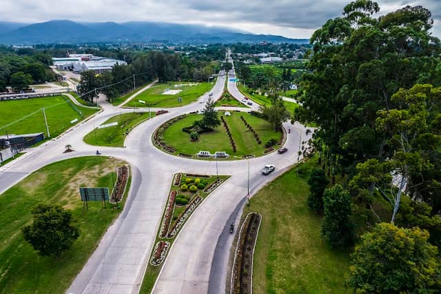 Rotonda de Acceso a Tafí Viejo - Image 1