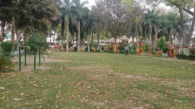 Apna Park - Image 1